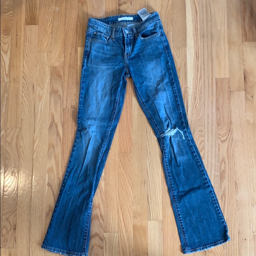 Size 0/25 women’s Levi’s jeans